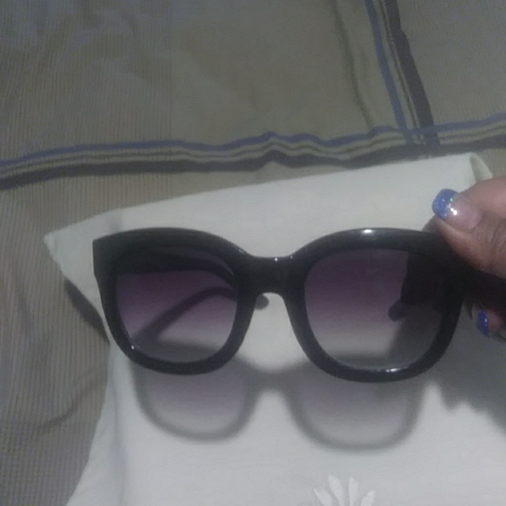 Vince camuto sunglasses